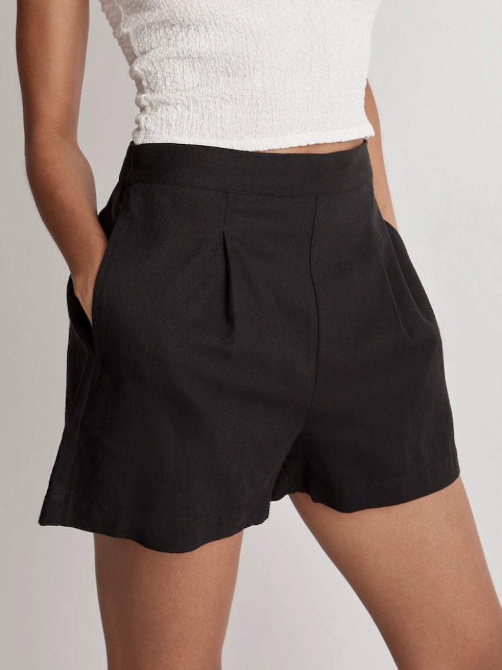 Madewell Clean Pull-On Shorts in Linen Cotton Black Women’s Large